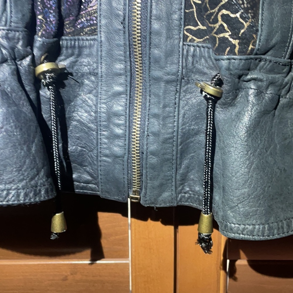 Vintage Paris Sport Club leather jacket. - Picture 9 of 16
